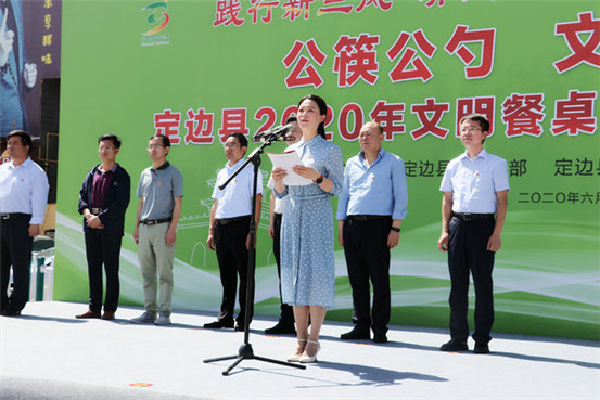 18181749cjkb.jpg